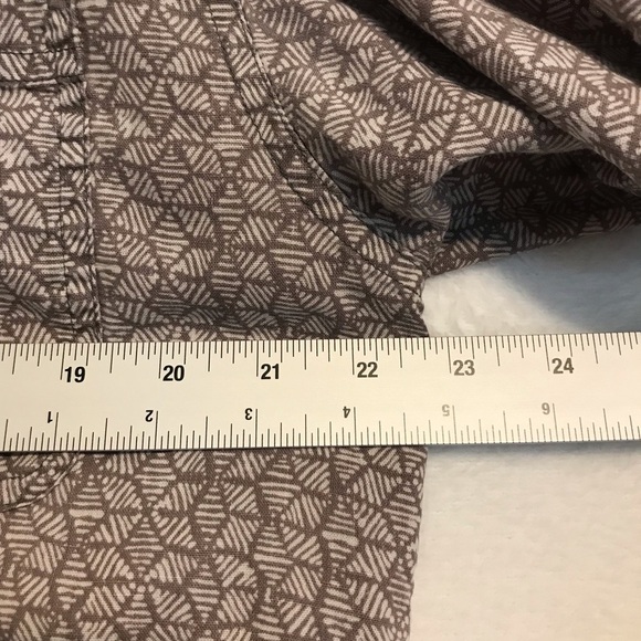 Patagonia Worn Wear Men's gray hex Back Step Shirt short sleeve size large - Picture 6 of 8